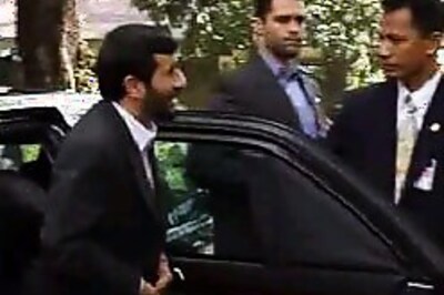 Iran appeals to bolster resistance to US