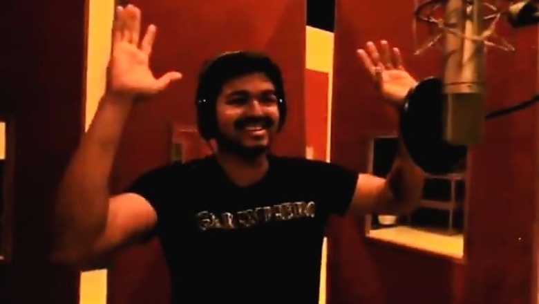 Thuppakki: Watch making of 'Google Google' song