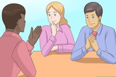 How to Throw an Engagement Party