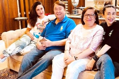 Kareena Kapoor Khan Spends Quality Time With Her 'World' Karisma Kapoor, Randhir Kapoor and Babita