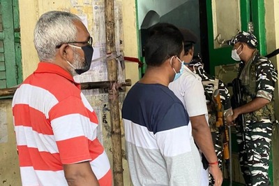 Polling 'Peaceful' in Bengal's Bhabanipur, Moderate Turnout Recorded