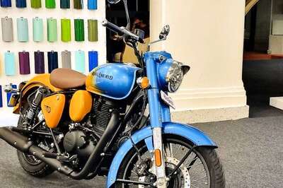 Royal Enfield Rolls Out Factory Custom Program For 2024 Classic 350; Details here
