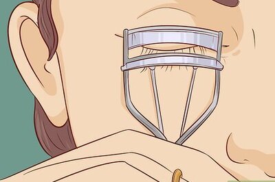 How to Keep Eyeliner on Your Waterline All Day