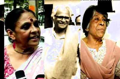 SC notice on Jaya's plea to visit Fernandes