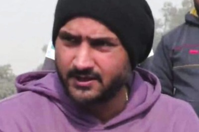 Want to Contribute My Rajya Sabha Salary for Education of Daughters of Farmers: Harbhajan Singh