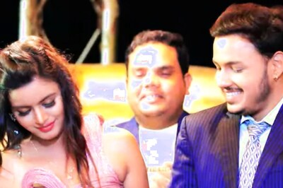 Watch: Ankush, Raja And Shilpi Raghwani-Starrer New Song Mehfil Me Badnam Out