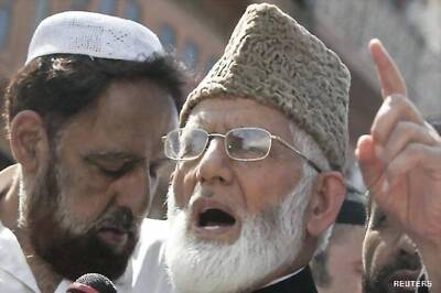 J&K: Geelani calls for bandh over horrific killing of 3-year-old child by terrorists in Sopore
