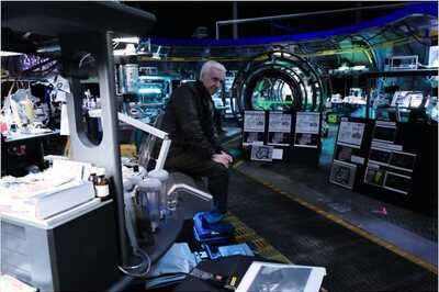 James Cameron Supervises Work on Avatar 2 Set, See Latest Pics