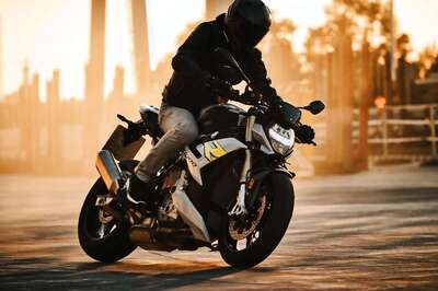 2021 BMW S 1000 R Launched in India, Prices Starting at Rs 17.90 Lakh