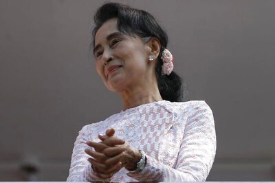 Myanmar government, Suu Kyi party tussle over handover ceremony