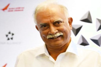 Nothing is free, DGCA will decide on charging extra for check-in baggage, says Aviation Minister