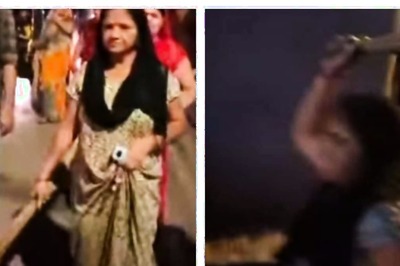 Mumbai: Group Of Women Beat Up Alcoholics On The Streets With Brooms | Viral Video