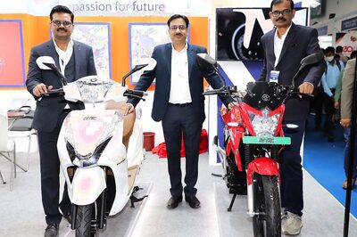 EVTRIC Motors Unveils Three Electric Two-Wheelers at EV India Expo 2021