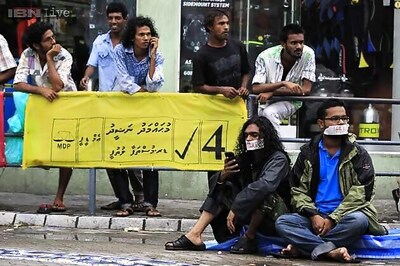 Maldives sets new presidential election for November 9