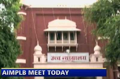 Hardliner-moderate clash likely at AIMPLB meet