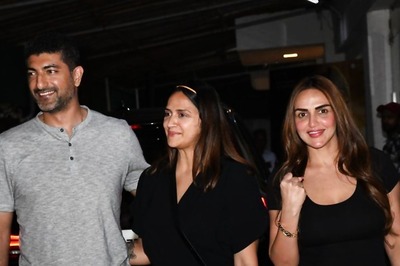 Hema Malini's Family Celebrates Sunny Deol’s Gadar 2 Success; Esha Deol Hosts Screening for ‘Bhaiya’