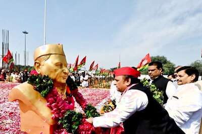 Amid SP Chief Akhilesh Yadav Vs Yogi’s BJP Government Tussle, UP’s JP Narayan Centre Faces Neglect