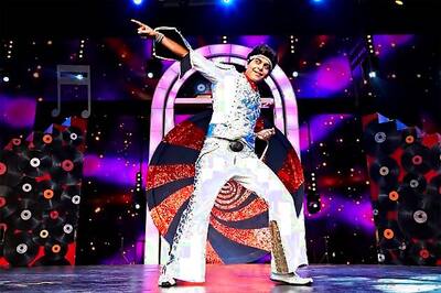 Review: Jhumroo musical is truly Bollywood!