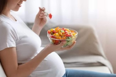 Yoghurt To Nuts, 6 Must-have Healthy Foods For Pregnant Women
