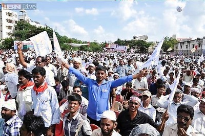 Uproar over Telangana, Andhra Assembly adjourned