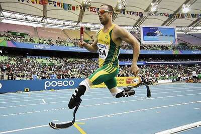 Blade-runner Oscar Pistorius charged with murder of his girlfriend