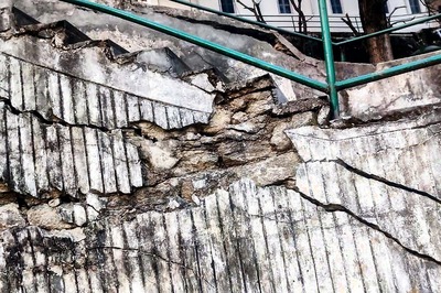 Joshimath Sinking: U'khand CM Orders Evacuation from Danger Zones As Temple Collapses; NDRF Deployed | Key Points