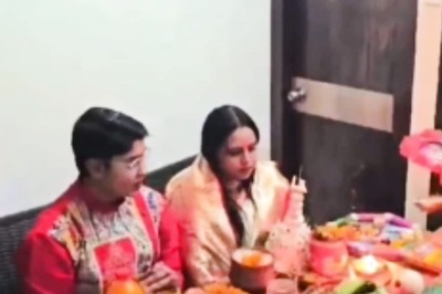 In West Bengal's Krishnanagar, Homosexual Couple Performs Jamai Shasthi