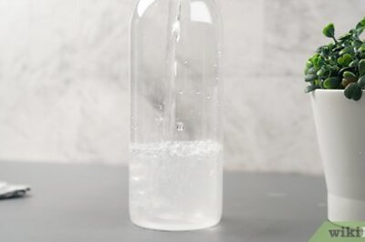 How to Clean a Refrigerator with Vinegar