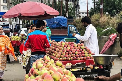 The Sticker on Your Apples and Oranges Has Nothing to do With the Price. Here's What It Means