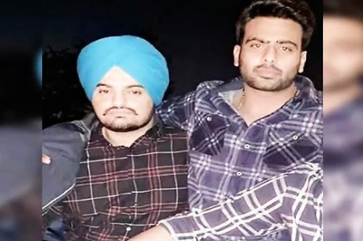 FIR Against Punjabi Singers Moose Wala, Mankirt Aulakh for Promoting Violence, Gun Culture