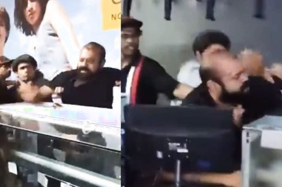 Customer Fights KFC Employees Over Order Issue, Internet Says 'Kerala Fight Club'