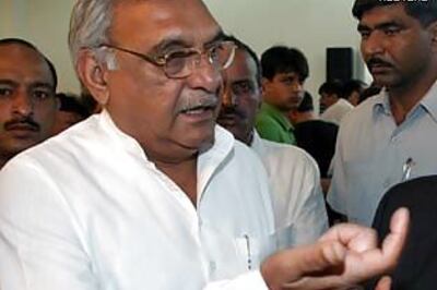 Hooda casts vote, claims clean sweep for Cong