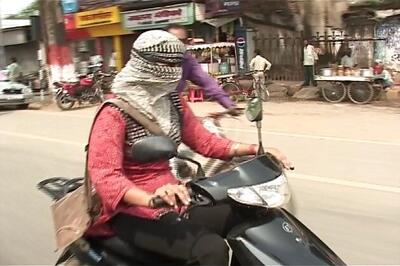 Delhi: Traffic police to start drive for helmet compliance for women
