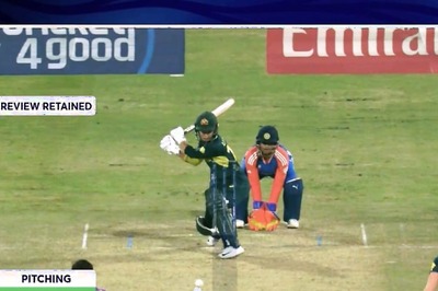 Out or Not Out? Indian Players Unhappy After Third Umpire Overturns Phoebe Litchfield's LBW Decision