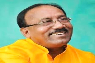 'No Water & Electricity if You Don't Vote for Us': TMC MLA's 'Simple Bargain' Sparks Controversy