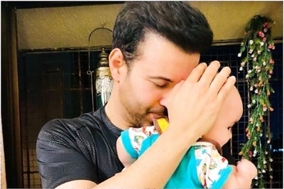 Aamir Ali Shares First Glimpse of His Daughter, See Pic