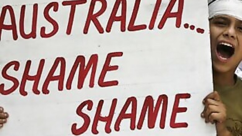 Indian student attacked, robbed in Australia
