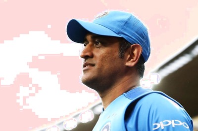 Dhoni’s Cheekiest Stump Mic Recordings Captured in Viral Twitter Thread