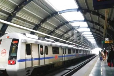 DMRC Orders Opening of All Gates At Metro Stations in Delhi-NCR
