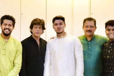 Shah Rukh Khan Looks Dapper In Black In This Inside Pic from Diwali Celebrations At Red Chillies Office