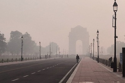 53 Pc Delhi-NCR Residents Hold Stubble Burning as Primary Cause of Air Pollution: Survey