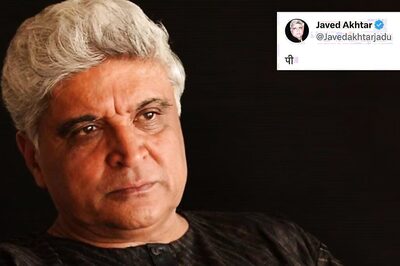 Javed Akhtar’s 'Cryptic' Tweet Sparks Hilarious Responses From Fans