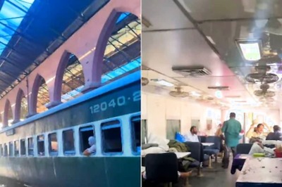 Watch: Pakistan's Oldest Train, Running Since 1920, Connects Karachi With Peshawar