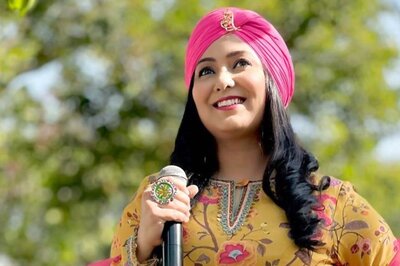 Happy Birthday, Harshdeep Kaur: How Turban Became This Sufi Singer’s Identity