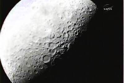 NASA readies rocket for next manned flight to moon