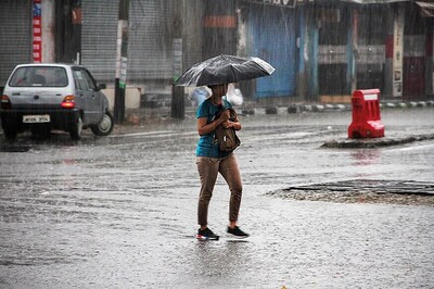 Thunderstorm With Light Showers Likely in Delhi Today