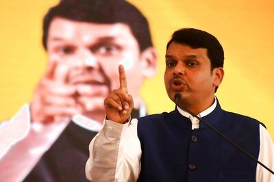 Maharashtra CM Devendra Fadnavis Apologises to Angry Barbers After Comparison With Congress-NCP