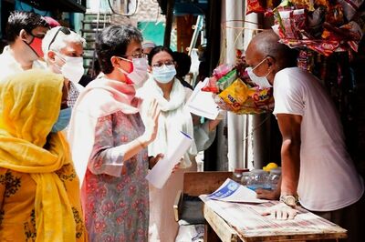 AAP Govt Kickstarts Campaign to Vaccinate 45+ Age Group at Polling Booths in Delhi