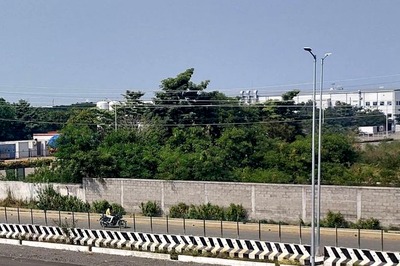 Sick from Bad Food, Crowded Dorms: Women Force Change at Tamil Nadu iPhone Plant