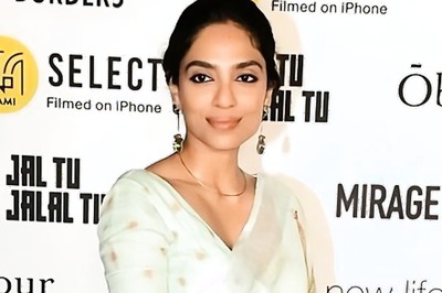 Sobhita Dhulipala Radiates Elegance In Pastel Green Linen Saree With Floral Details